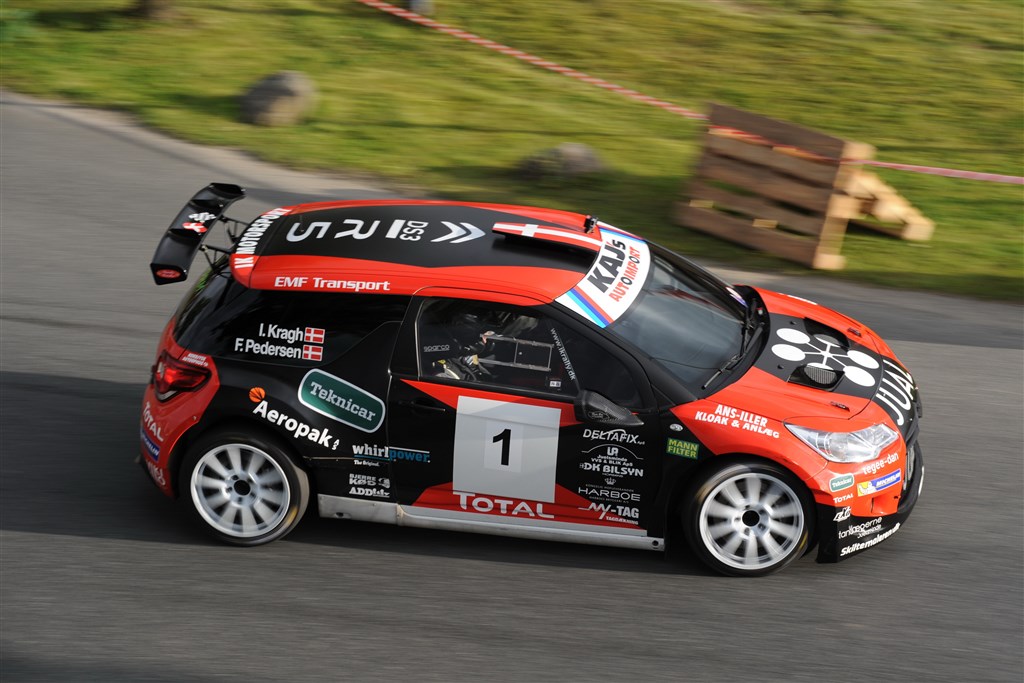 Sidste gang var i 2005. Men fredag aften sikrede Ib Kragh sig atter en sejr i Birch / Tvilum Rallyshow.
(Foto: Morten Alstrup)